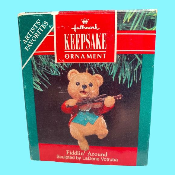 Vtg 1991 Fiddlin' Around Bear Hallmark Christmas Ornament by Ladene Votruba - Picture 2 of 8